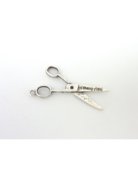 breloque ciseaux en métal argenté