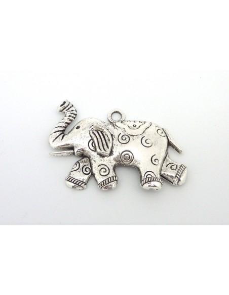Pendentif éléphant argenté en métal pas cher