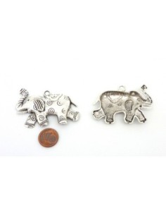 Pendentif éléphant argenté en métal pas cher 2