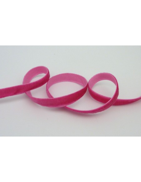 Galon velours plat pas cher de couleur rose vif, fuchsia