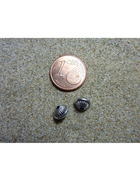 Perle ronde strié 7mm en métal argenté