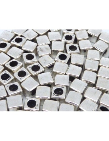 Perle cube argenté à gros trou