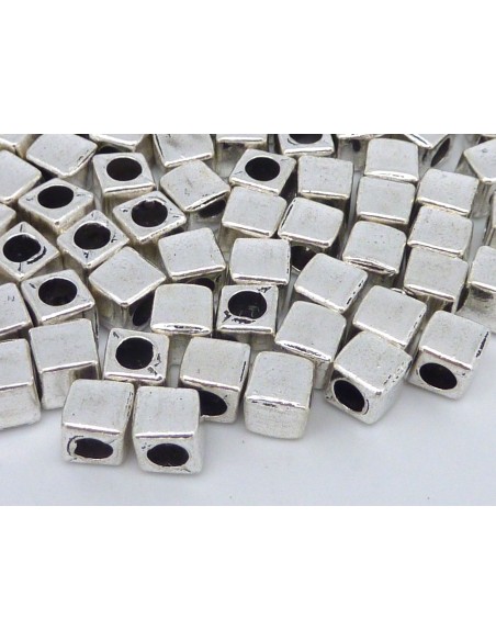 Perle facette cube à gros trou 6mm