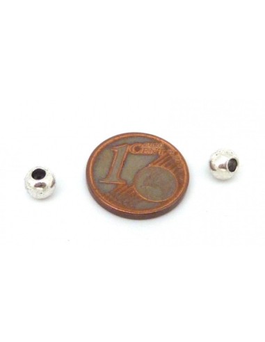 Perle ronde lisse 5mm en métal argenté trou 2mm