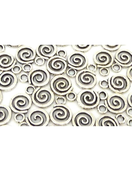 20 petites Breloques en métal argenté évidé motif spirale réglisse ethnique