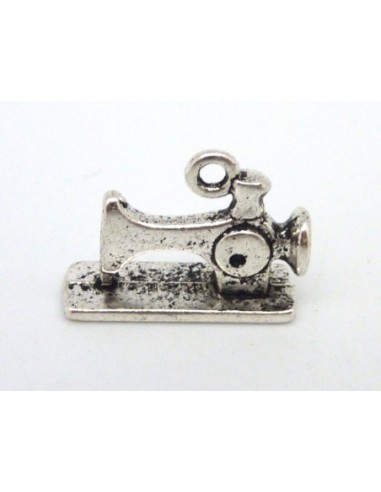 Pendentif machine à coudre en métal argenté 14mm