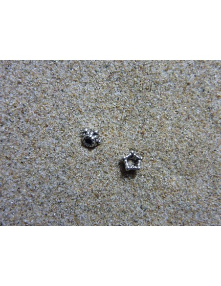 R-10 Calottes, coupelle, fleur, cache nœud, filigrane en métal argent