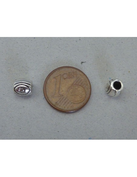 Connecteur olive gravé en métal argenté 6,2mm