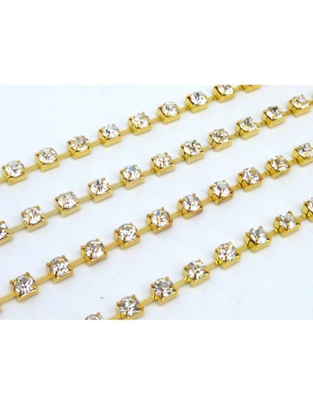 Chainette strass doré 4mm en métal Chainette strass doré 4mm en métal