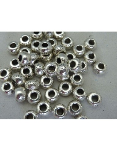 25 Perles connecteur ronde gravé soleil en métal argenté 7,5mm