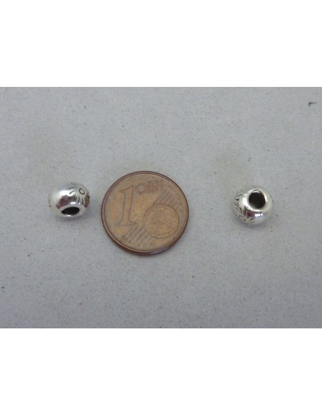 25 Perles connecteur ronde gravé soleil en métal argenté 7,5mm