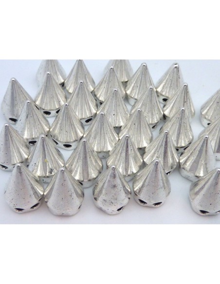 Clou cône en métal argenté tendance Punk Rock