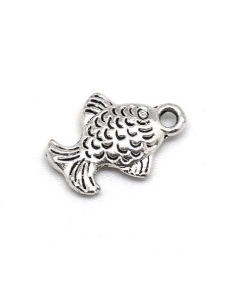 Charm petit poisson en métal argenté