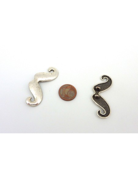 Perle, pendentif, connecteur moustache 44mm en métal argenté