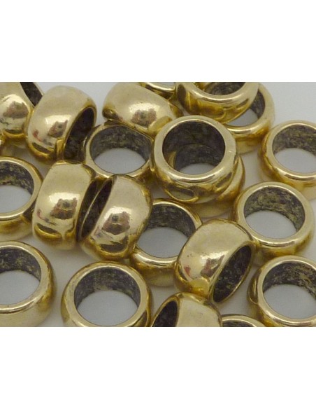 R-25 Perles anneau lisse gros trou 7,8mm en métal vieil or