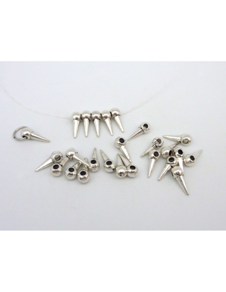 25 clous, pointes, breloque 14mm en métal argenté - Punk Rock