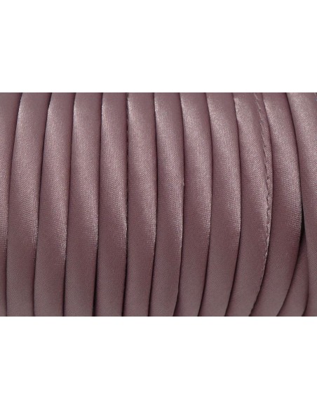 Cordon 5mm en polyester satiné sur cordon pvc creux rose poudré soyeux