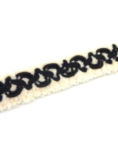 1m Galon fantaisie plat 17mm de large de couleur blanc cassé