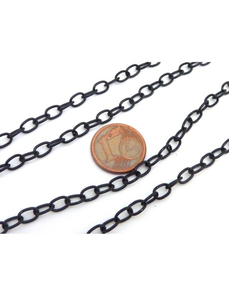 Chaine noire en métal Chaine noire en métal