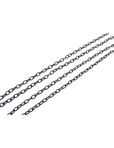 Chaine fine en métal de couleur noir