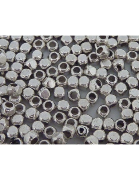 mini perle cube à facette en métal argenté