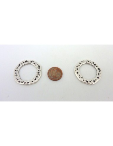 Anneau pendentif 3cm en métal argenté martelé