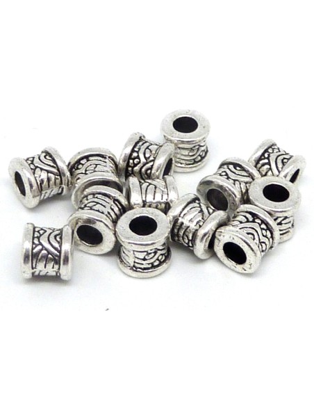 10 Perles tube gravé, tonneau 6,9mm en métal argenté