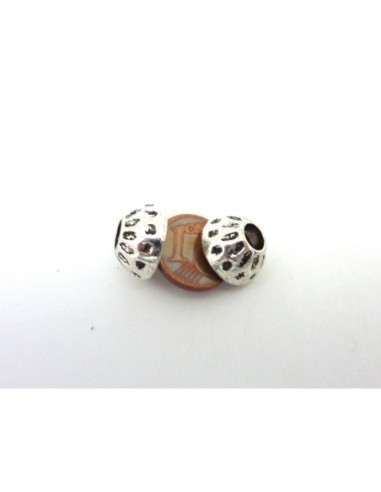 Fermoir aimanté en métal argenté martelé pour cordon 5mm