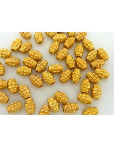 25 Perles olive gravé 7mm en métal doré