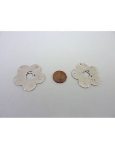 Perle connecteur fleur en métal argenté