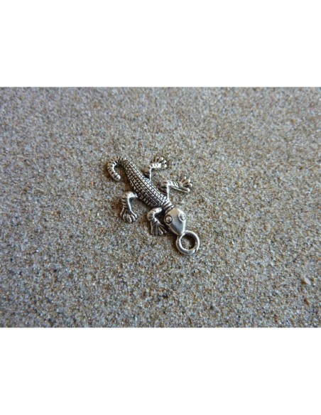 Breloques lézard, salamandre, gecko en métal argenté 25mm x 15mm