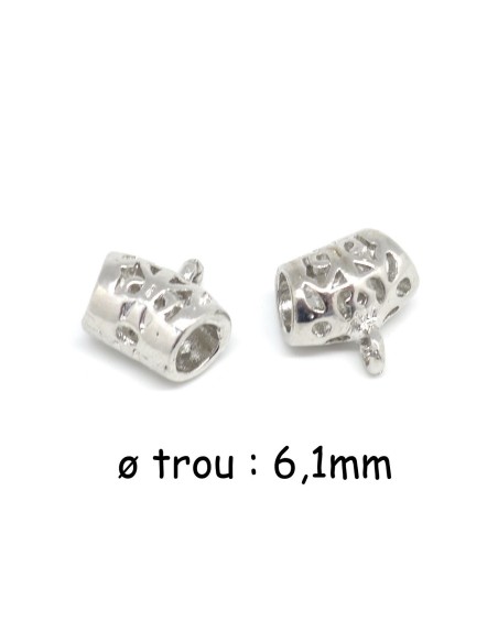 Bélière en métal argenté ajouré pour cordon cuir de 6mm