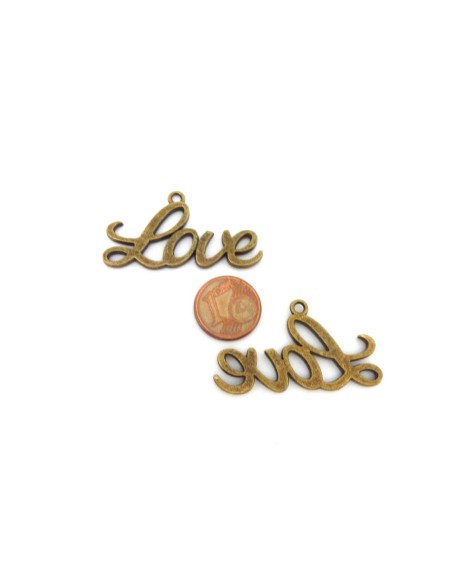 Pendentif pas cher love bronze en métal Pendentif pas cher love bronze en métal