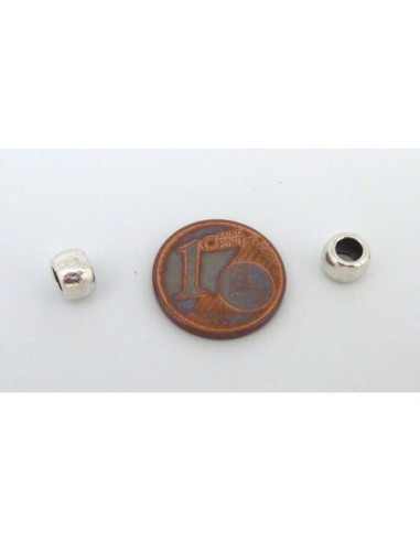 Perle argenté en metal 6mm trou 3mm