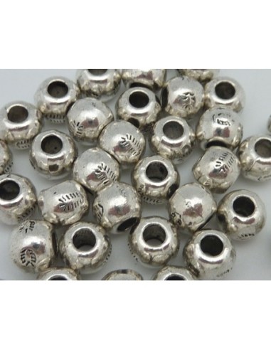 25 Perles connecteur ronde gravé de trait en métal argenté 7,2mm