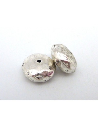 2 Perles rondes aplaties facettées 12,1mm en métal argenté