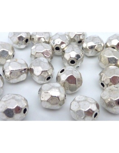 10 Perles rondes olive facettées 8,7mm en métal argenté