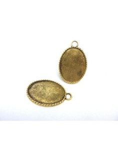 Pendentif ovale pour cabochon de 30mm x 40mm en métal doré pâle