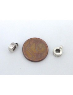 Support breloque argenté en métal strié pour cordon de 2,5mm 2