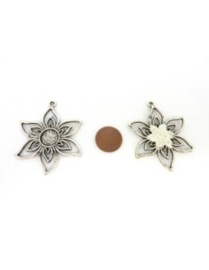 Support cabochon fleur en métal argenté 2