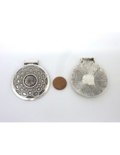 5 Grands pendentifs rond gravé 50,5mm pour cabochon de 14mm en métal argenté 2