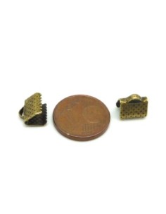 20 Embouts griffe 8mm, serre ruban, lacet, fil cordon en métal de couleur bronze gravé de points 2