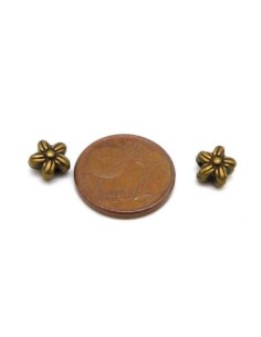 Perle petite fleur connecteur en métal de couleur bronze travaillé 2