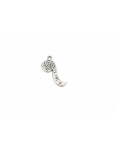 Breloque mètre de couturière en métal argenté 26,9mm x 11,2mm