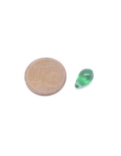 Perle goutte en verre de couleur vert émeraude 9,2mm 2