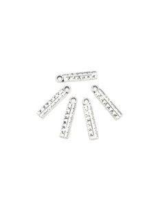 Breloque mètre en métal argenté 24mm x 5mm