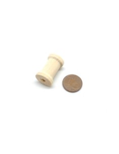 bobine en bois brut naturel 3cm x 2cm pour couture ou déco 2