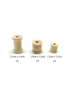 petite bobine en bois brut tailles assorties pour couture ou décoration