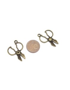 Breloque ciseaux couturière en métal de couleur bronze 2