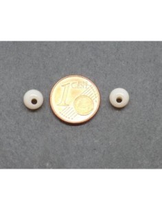 Perle ronde 6mm, trou décentré, de couleur beige, crème 2